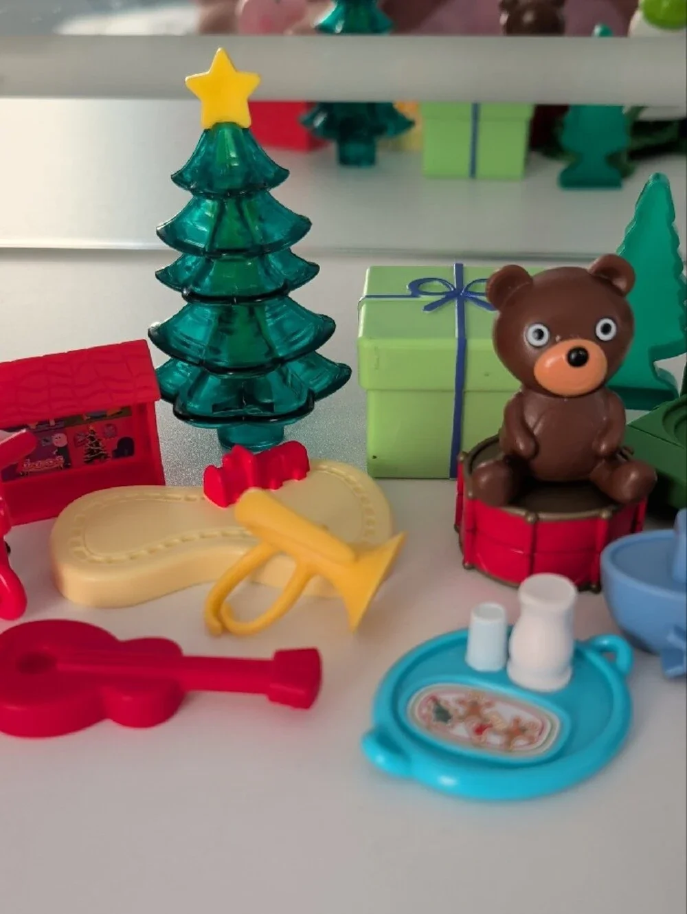 Peppa Pig Christmas Playset Advent with Bear, Snowman, Trees & Accessories
